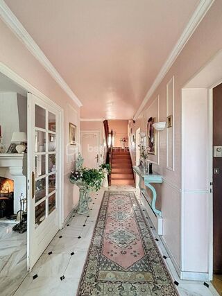  Propriété/château à vendre 7 pièces 265 m²