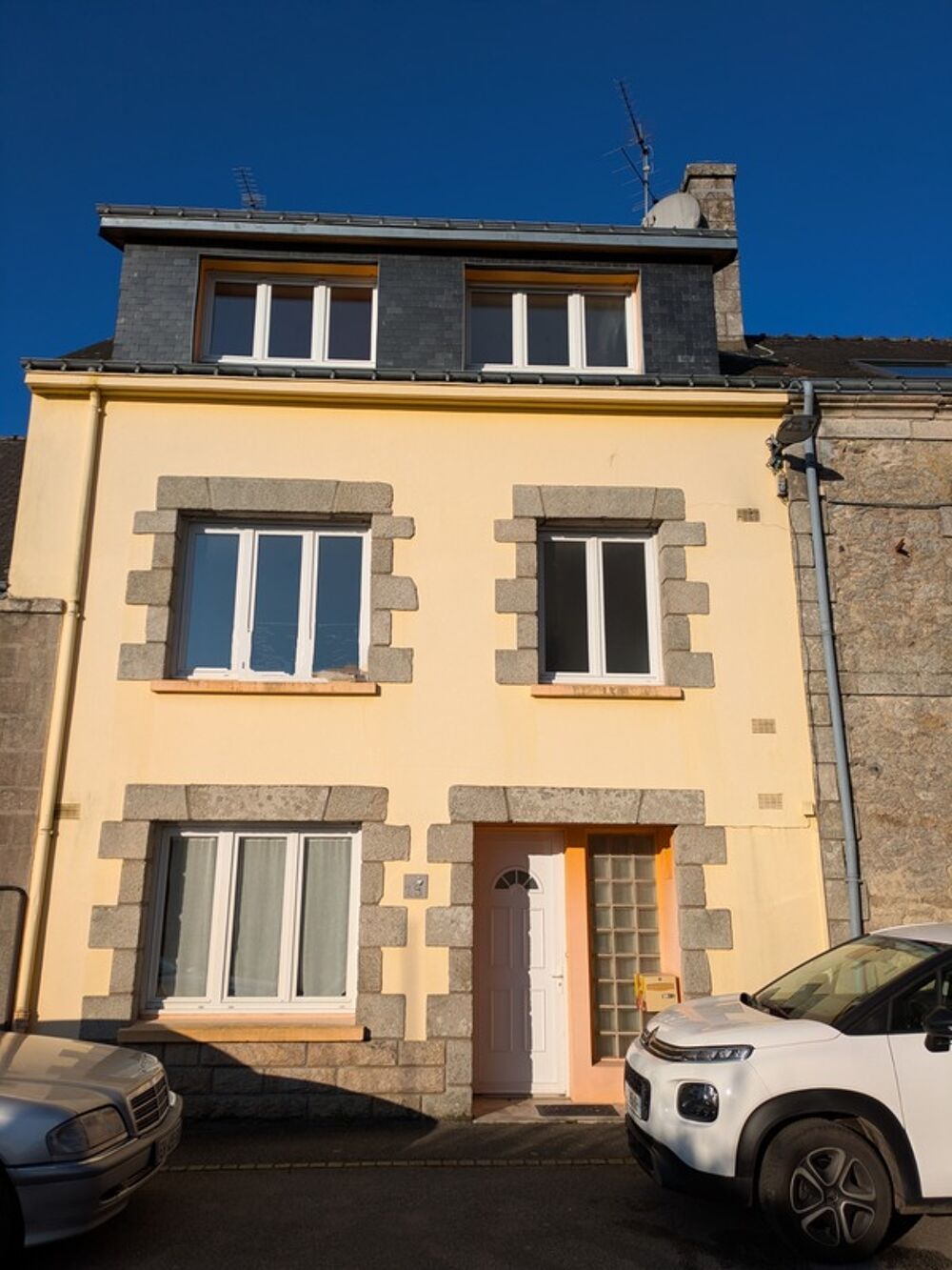 BUBRY GRANDE MAISON EN BON ETAT GENERAL DE 170M² ENVIRON 7 PIÈCES SUR PARCELLE DE 2718 M²