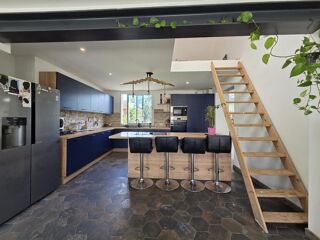  Maison  vendre 6 pices 179 m