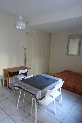  Appartement à louer 1 pièce 23 m²