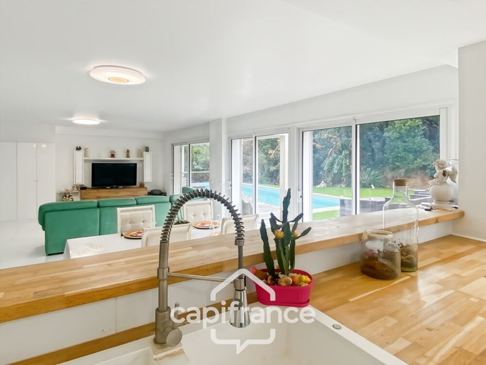 � vendre  Maison Carqueiranne (83320)