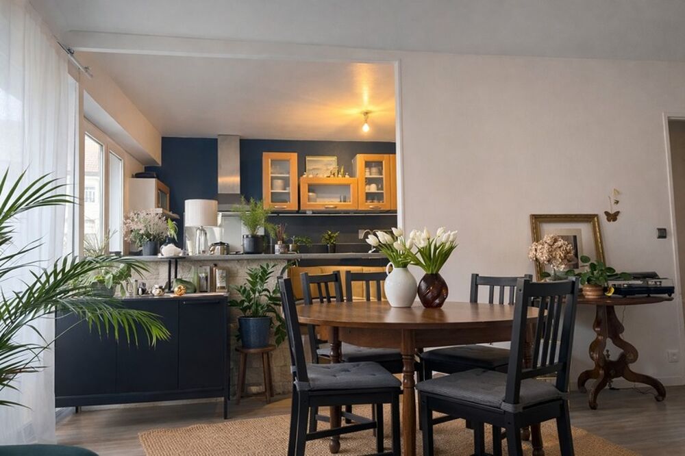 Exclusivité Beau T3 lumineux avec garage  Ile de Nantes  Idéal pour préparer votre future résidence