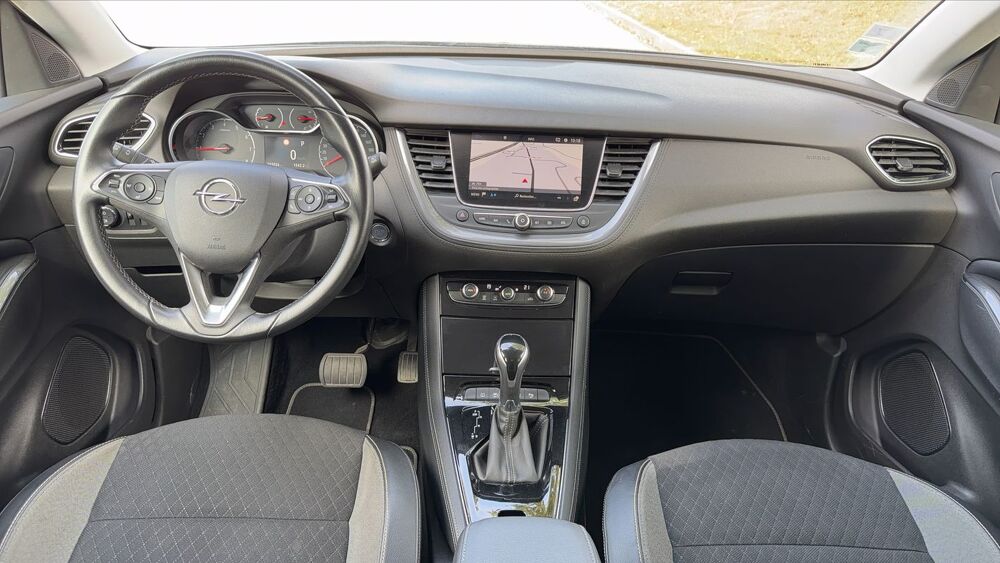 Grandland x 1.2 Turbo 130 EAT6 Innovation - Automatique 2018 occasion 66140 Canet En Roussilon