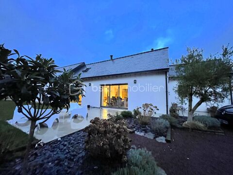   MAISON FAMILIALE MODERNE et LUMINEUSE avec STUDIO et CHALET � 5 minutes PLOERMEL CENTRE Maison - 9 pi�ce(s) - 167 m�