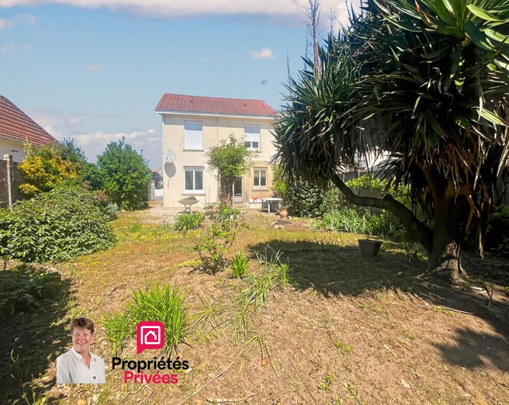 Vente Maison Maison Tharon Plage 5 pièce(s) 126 m2 CENTRE ET PLAGE Tharon plage