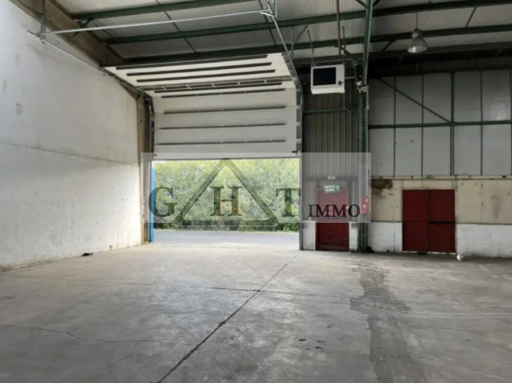   ENTREPOT A LOUER 1209M2 ARGENTEUIL 