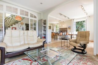  Villa  vendre 6 pices 166 m