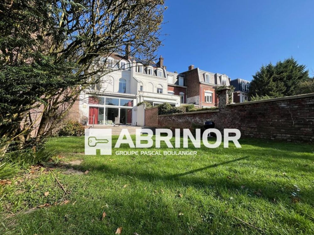 Maison 9 pièces 370 m² · à Roubaix · 370 m² · 780 000 €