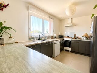  Immeuble à vendre 7 pièces 400 m²