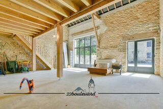  Propriété/château à vendre 8 pièces 219 m²