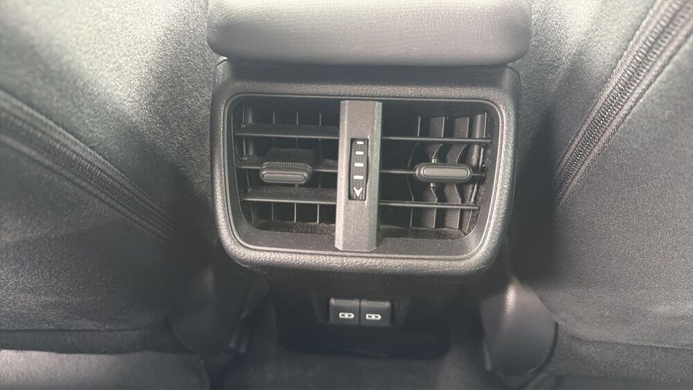 UX 2.0 VVT-i 184 Hybrid 4WD e-CVT Pack Confort Business 2022 occasion 95260 Beaumont Sur Oise