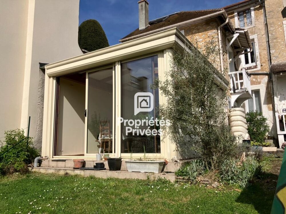Maison de village/appartement Septeuil