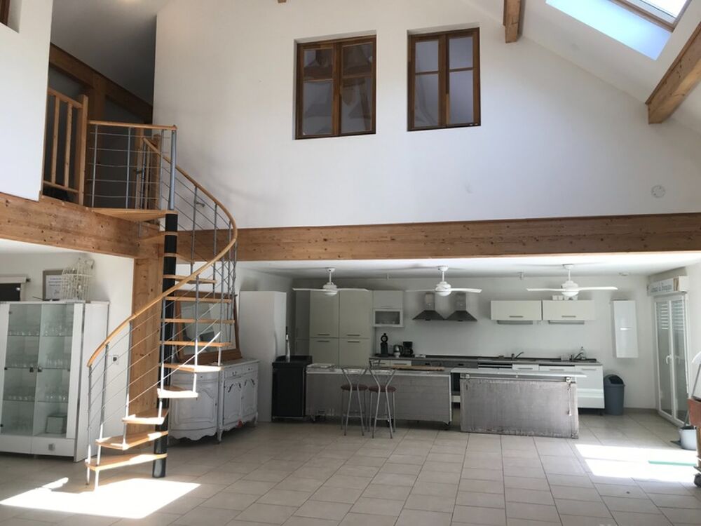 Appartement à vendre 4 pièces 180 M2 Rez-de-Jardin