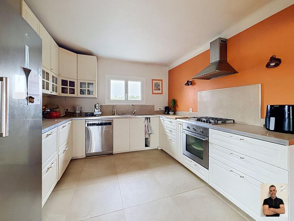 Vente Maison Maison Brignoles 5 pièce(s) 145 m2 Brignoles