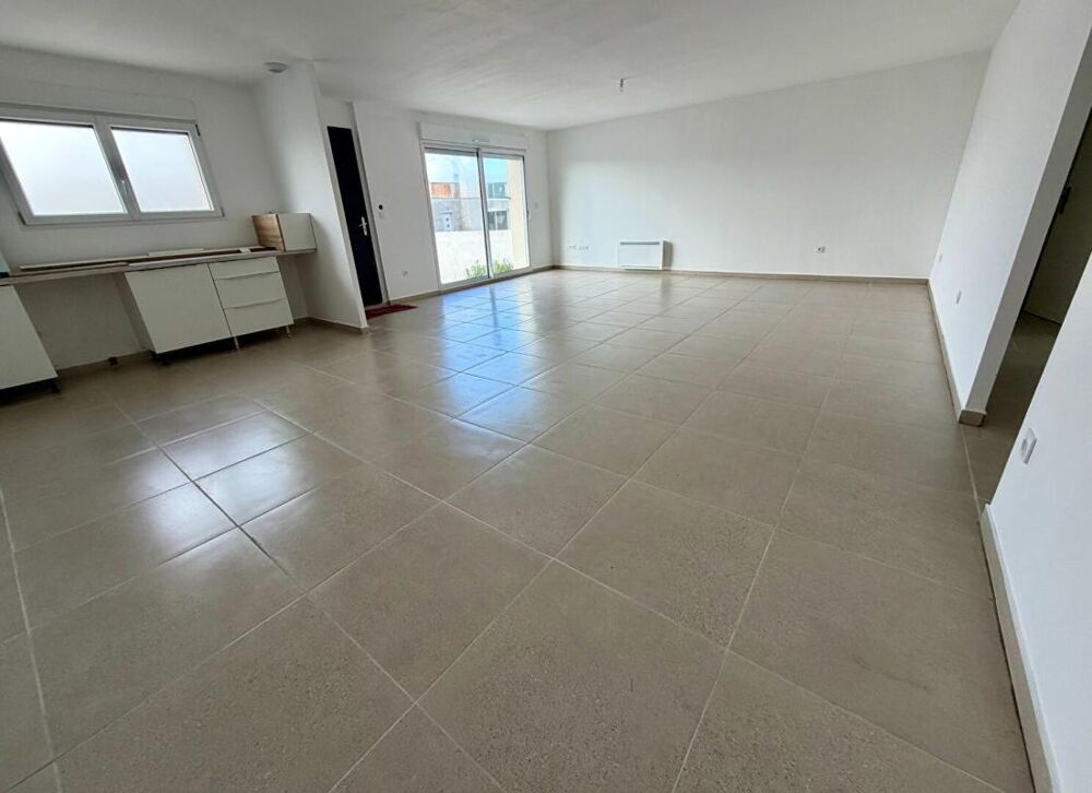 Maison Semussac 17120 5 pièce(s) 99 m2 garage jardin