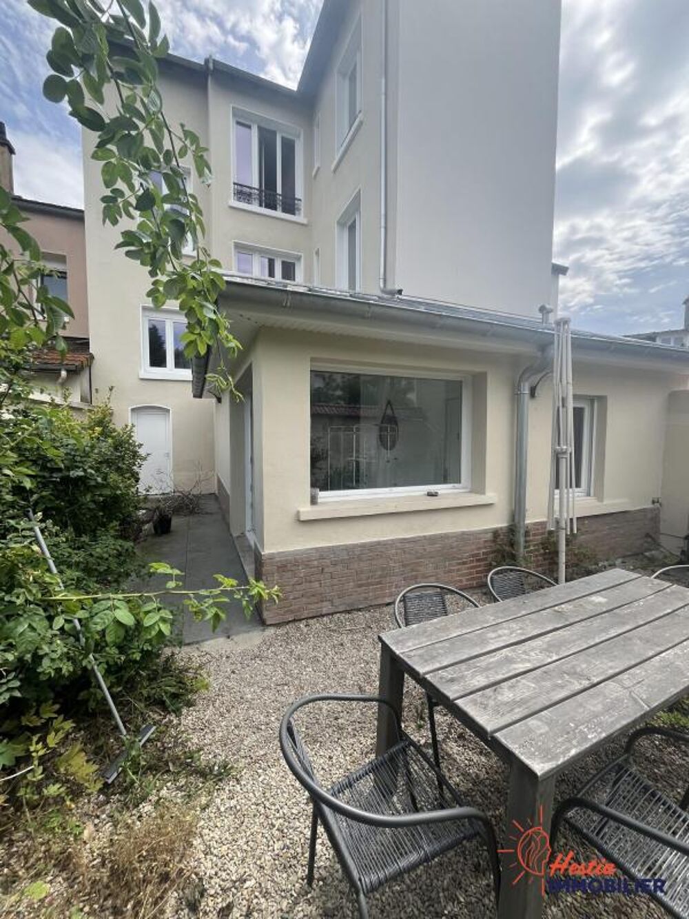 Vente Immeuble REIMS -- PLACE SAINTE CLOTHILDE -- IMMEUBLE DE RAPPORT COLOCAT Reims