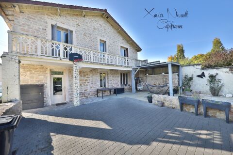   Maison � vendre 4 pi�ces TOURNUS (71) Maison - 4 pi�ce(s) - 139 m�