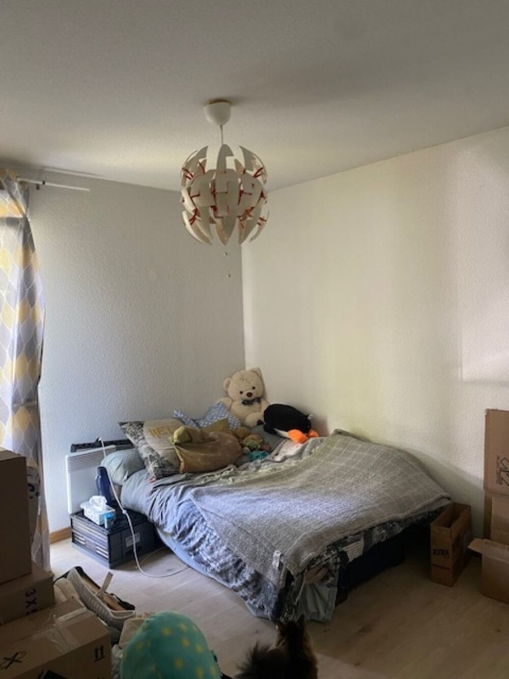 Gond Pontouvre, dans une résidencce au calme entourée d'un parc, appartement de 48 m2 en RDC, avec terrasse couverte et rambarde
