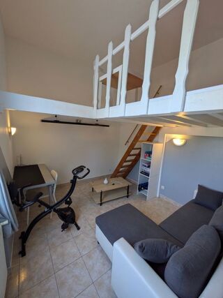  Appartement à louer 1 pièce 28 m²