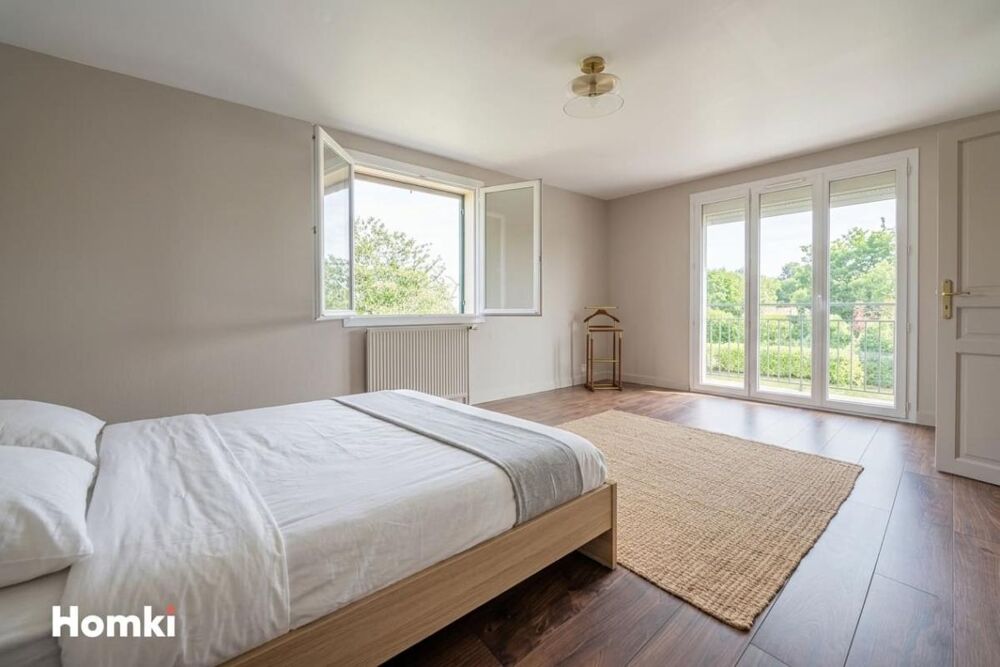 Vente Maison Maison/Villa T6 de 181 m² à Chavanoz 38230 Chavanoz