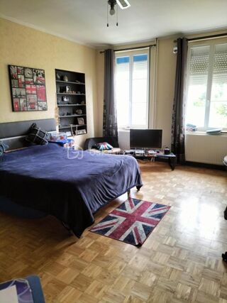  Propriété/château à vendre 6 pièces 240 m²