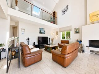  Maison à vendre 8 pièces 236 m²