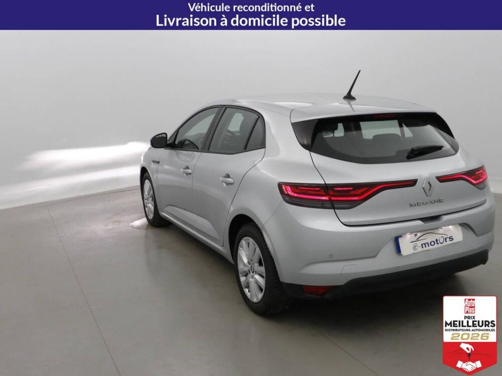 M&eacute;gane IV Berline Blue dCi 115 EDC Evolution 2023 occasion 10150 Lavau