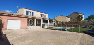  Villa à vendre 8 pièces 165 m²
