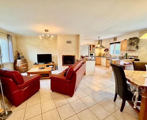   Maison 4 chambres, d�pendances et grand terrain Maison - 6 pi�ce(s) - 144 m�