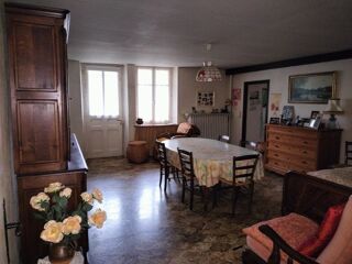  Maison  vendre 8 pices 183 m