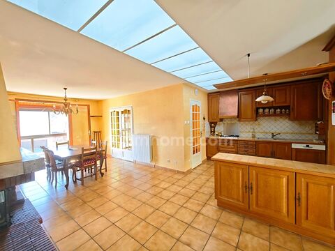   Maison 137 m� avec jardin, sous-sol complet et belles prestations -Beaumont (63) Maison - 6 pi�ce(s) - 136 m�