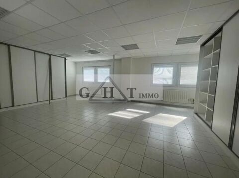   Entrepôt a vendre - Creil 