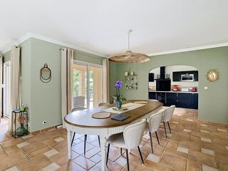  Maison � vendre 10 pi�ces 272 m�