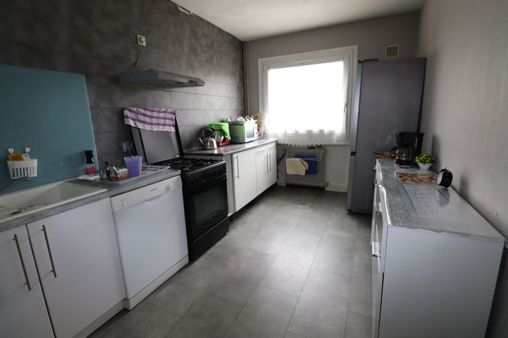 Vente Appartement Idéal investisseur. Quartier de Bellevue appartement T3 traversant de 68 M2 avec garage Saint etienne