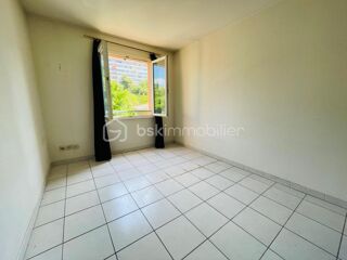  Appartement  vendre 4 pices 83 m