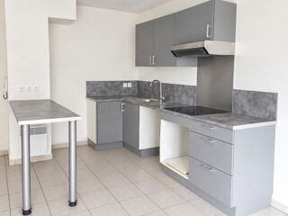 Appartement à louer 3 pièces 70 m²