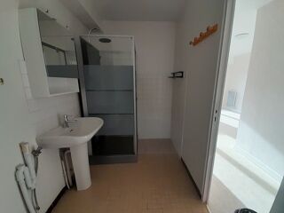  Appartement à louer 1 pièce 28 m²