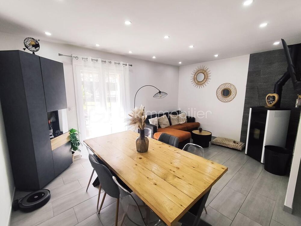 EXCLUSIVITÉ  MAISON DE PLAIN-PIED RÉNOVÉE, TERRAIN CLOS, GARAGE ET POTENTIEL D'EXTENSION