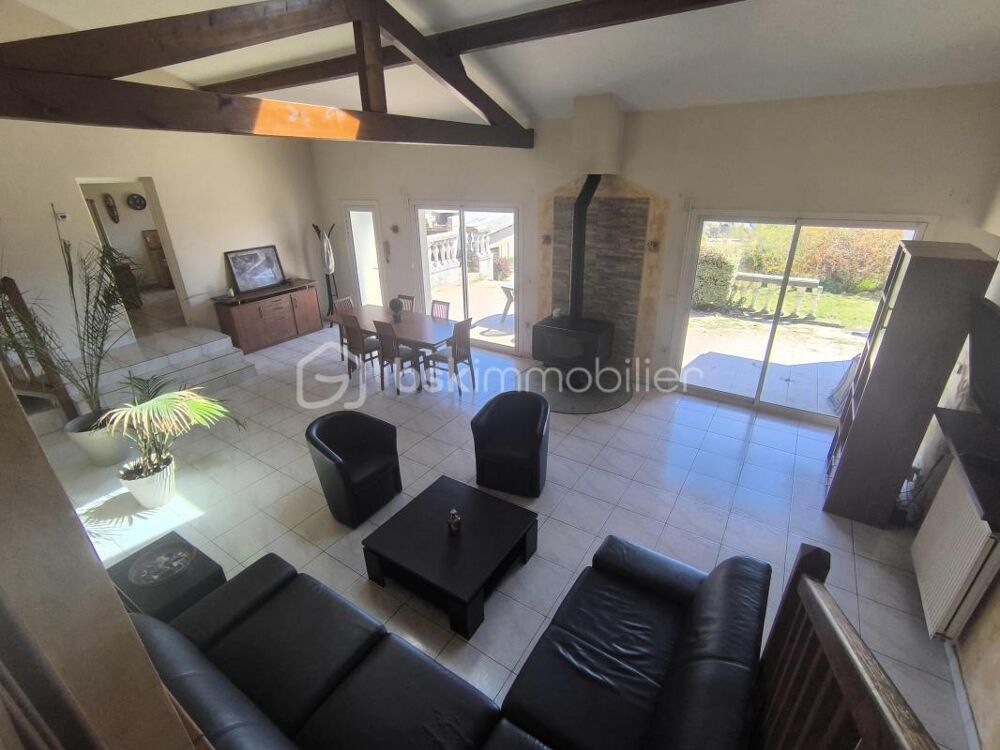 Vente Maison Exclusivité ! Bien rare – Maison familiale 151 m² sur 1 887 m² – 4 chambres – Vue dégagée Voiron