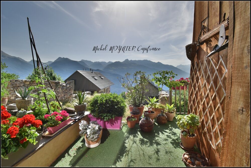 Vente Maison Aux Seyes, commune de Champcella, grande maison de montagne rénovée pour résidence principale, gîte ou chambres d'hôtes Champcella