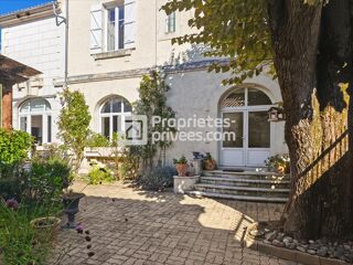  Maison à vendre 8 pièces 238 m²
