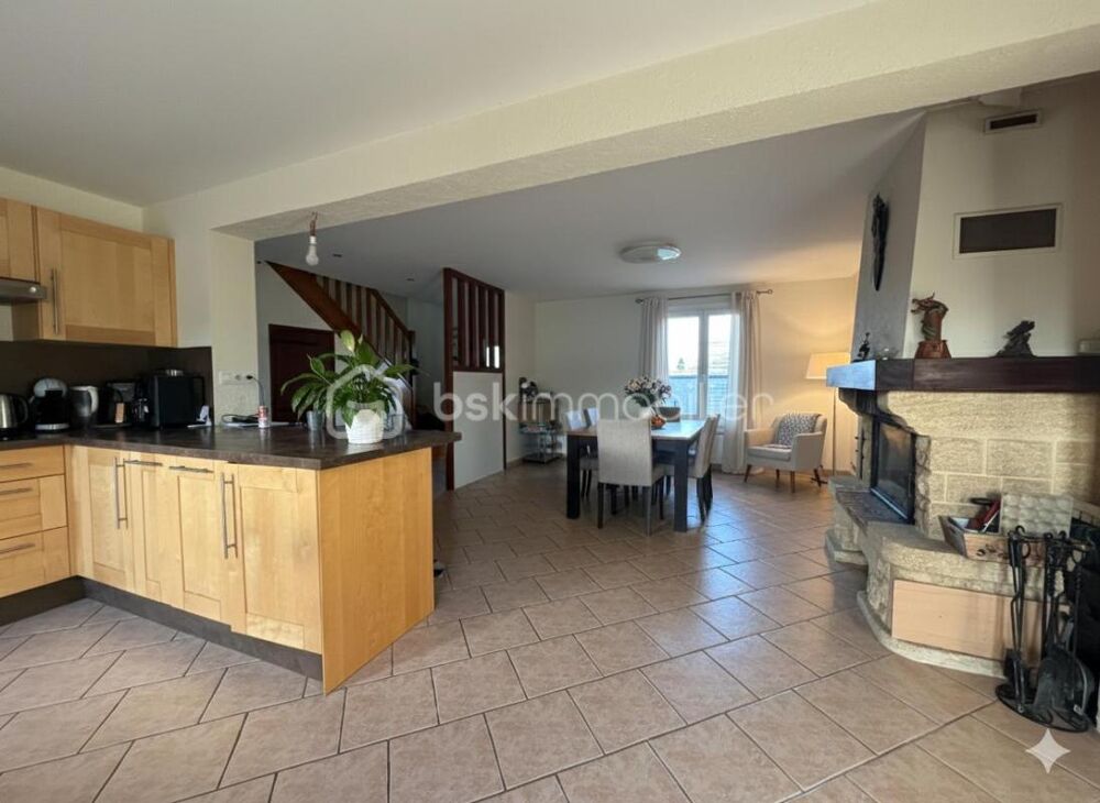 Vente Maison Maison Familiale de 170 m² à Pécy Rozay en brie