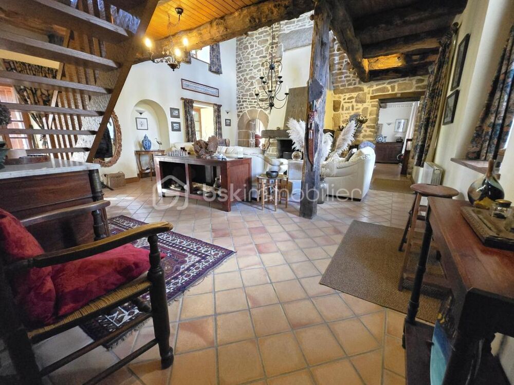 Vente Maison Maison de caractère - Volume, élégance et charme authentique - 182 m² Plelan le petit