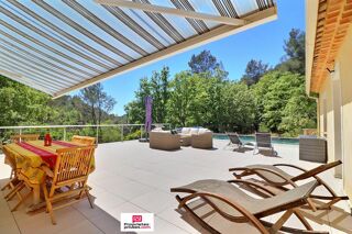  Maison  vendre 10 pices 310 m