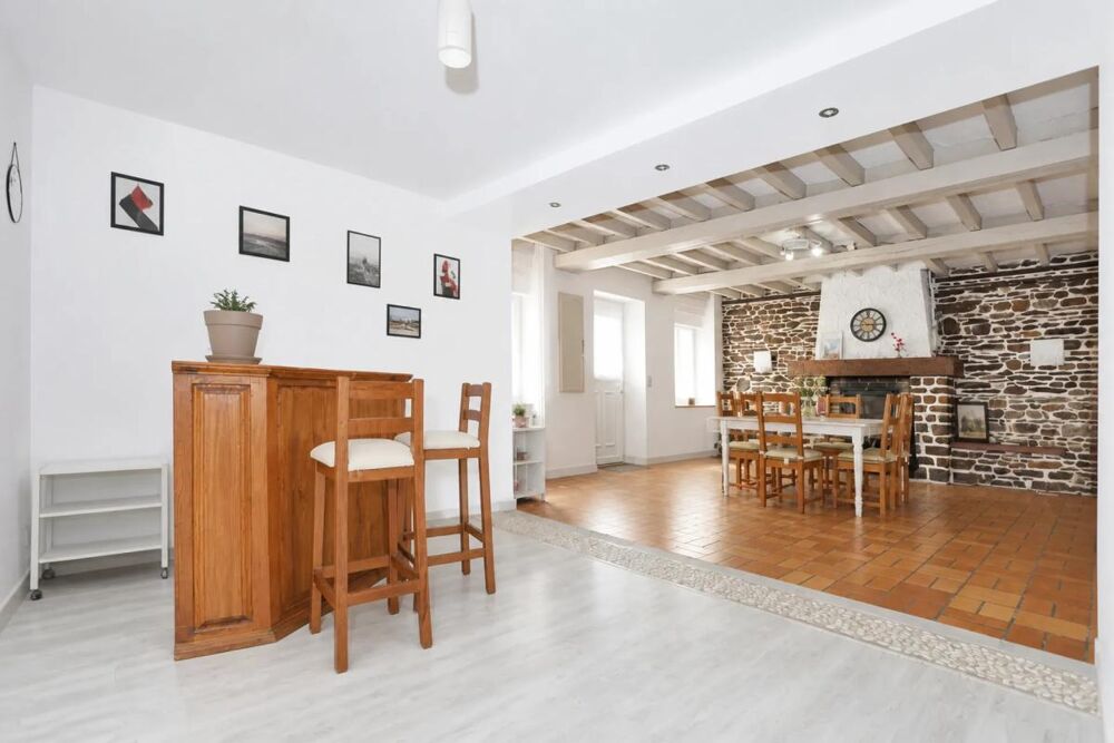 Maison de 10 pièces à Retiers avec jardin