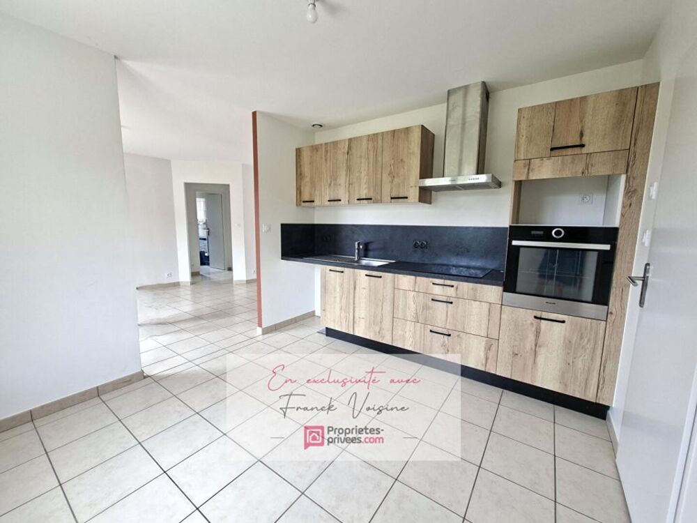 Vente Maison A VENDRE en Exclusivité à La Flocellière, Sèvremont, maison de 75 m2 avec 2 chambres sur une parcelle de 500 m2 env Sevremont