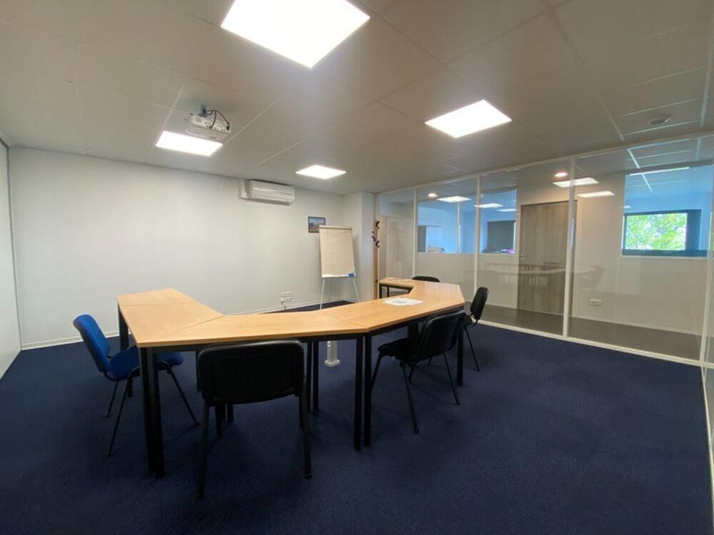   Locaux professionnels / Bureaux 347 m² - Artigues-près-Bordeaux Artigues pres bordeaux