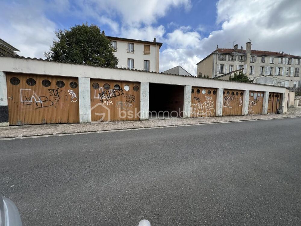 Vente Parking/Garage 1 LOT DE 7 BOX SUR 110m² + ou - En pleine propriété Sucy en brie