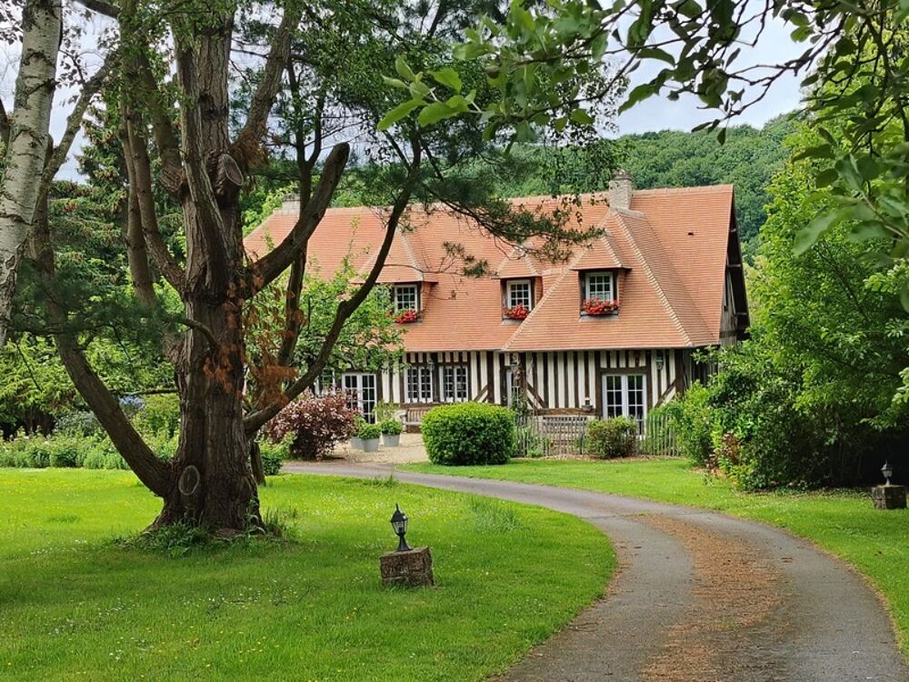 Propriété à vendre avec une maison de 157 M2 et une annexe avec un potentiel intéressant de 86 M2 BLANGY LE CHATEAU (14)