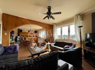  Maison à vendre 10 pièces 275 m²